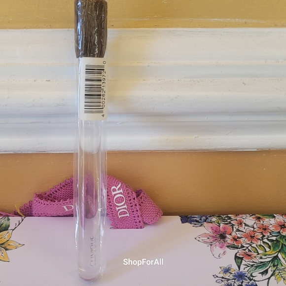 Clinique Tapered Foundation Brush 🪞 NEW & SEALED Clear Handle - Picture 4 of 5